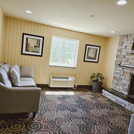 Cobblestone Inn & Suites - Bloomfield Dış mekan fotoğraf